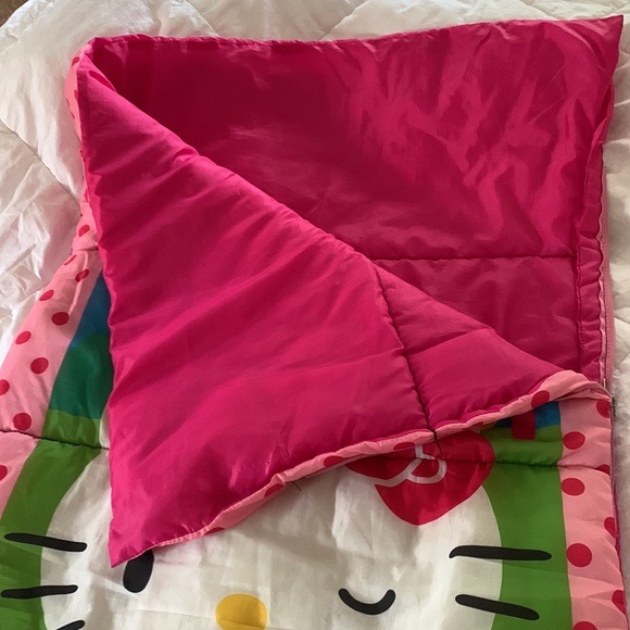 Hello Kitty sleeping bag. Hot Pink - Picture 4 of 4